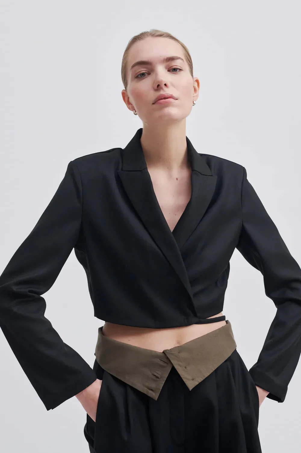 Almanda Cropped Blazer ON SALE