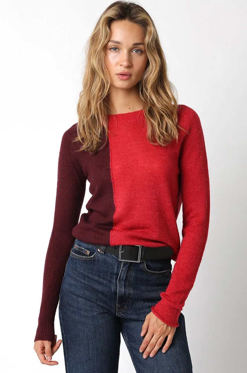 COLOR BLOCKED SWEATER