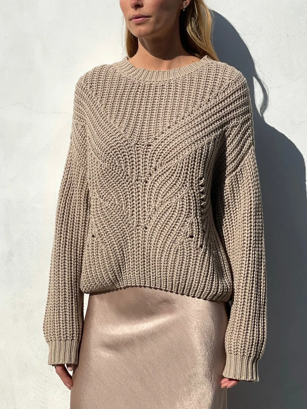 Ersa Crop Cotton Sweater - Sand