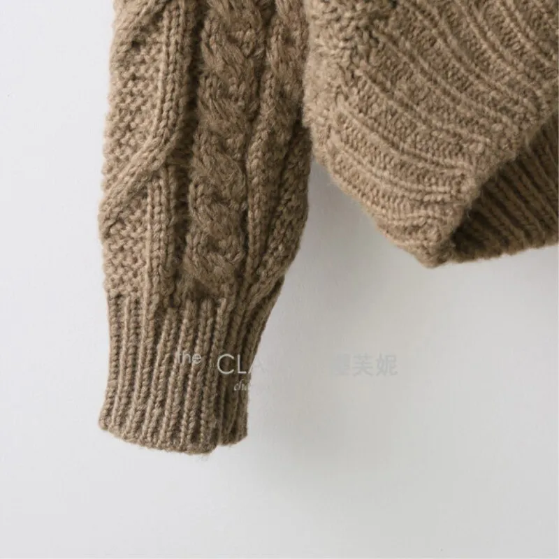 loose collar sweater female short bat sleeves wind rough woolen coat thickening