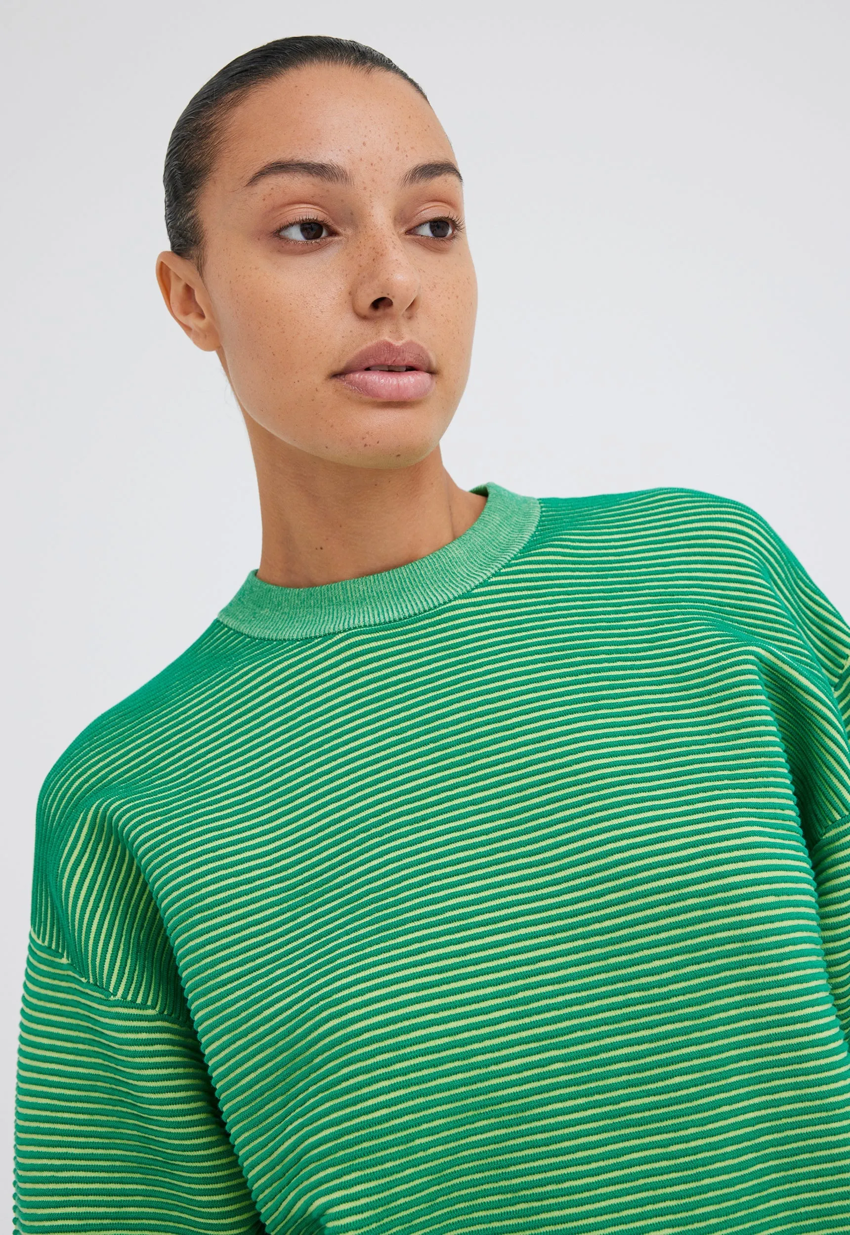 NAGNATA Sonny Crew Neck Sweater  - Tropic Green / Lime