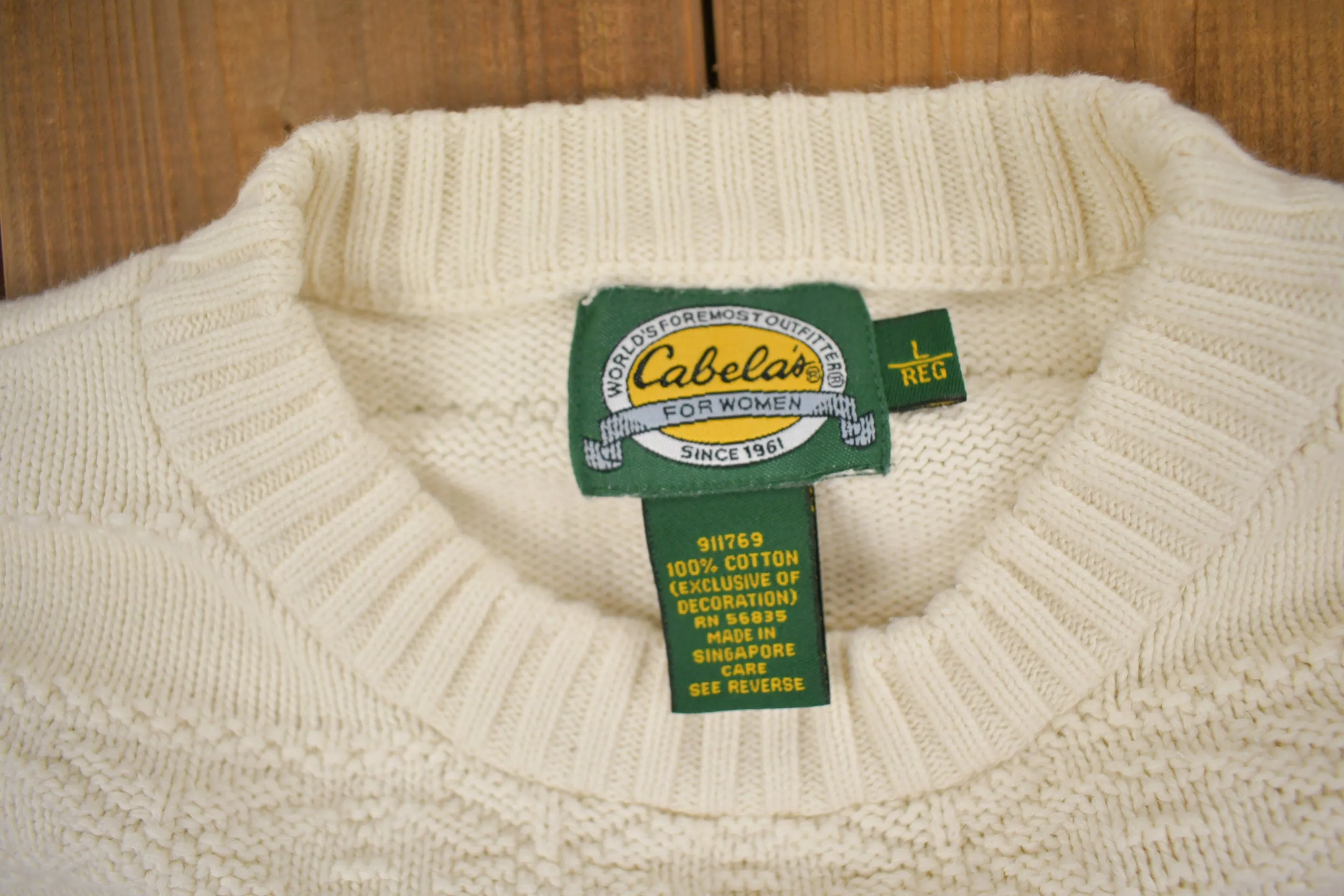 Vintage 1990s Cabela's For Women Embroidered Knit Crewneck